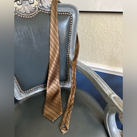 Allegro Italy Style Handmade 100% Polyester 61” Long Brown Striped Luxury Tie - Picture 2 of 4